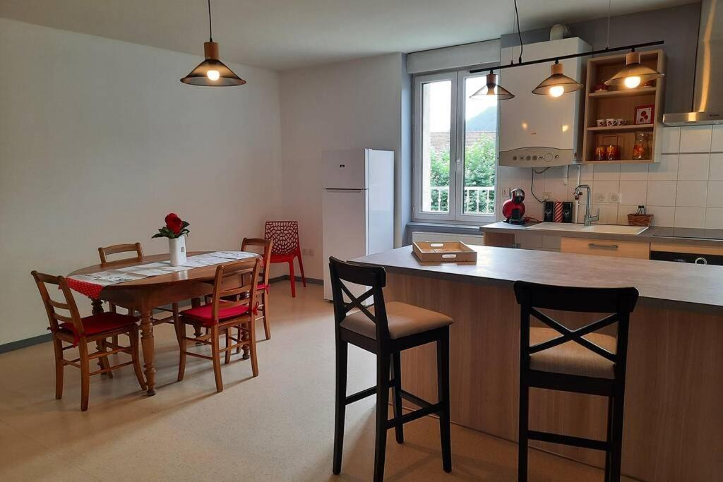 Saint Fortunat Sur Eyrieux : Gite 4 A 6 Personnes Exteriér fotografie
