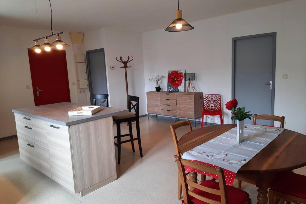 Saint Fortunat Sur Eyrieux : Gite 4 A 6 Personnes Exteriér fotografie
